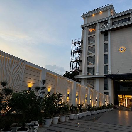 The Mudra Hotel Varanasi Eksteriør billede