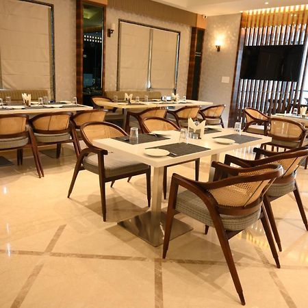 The Mudra Hotel Varanasi Eksteriør billede