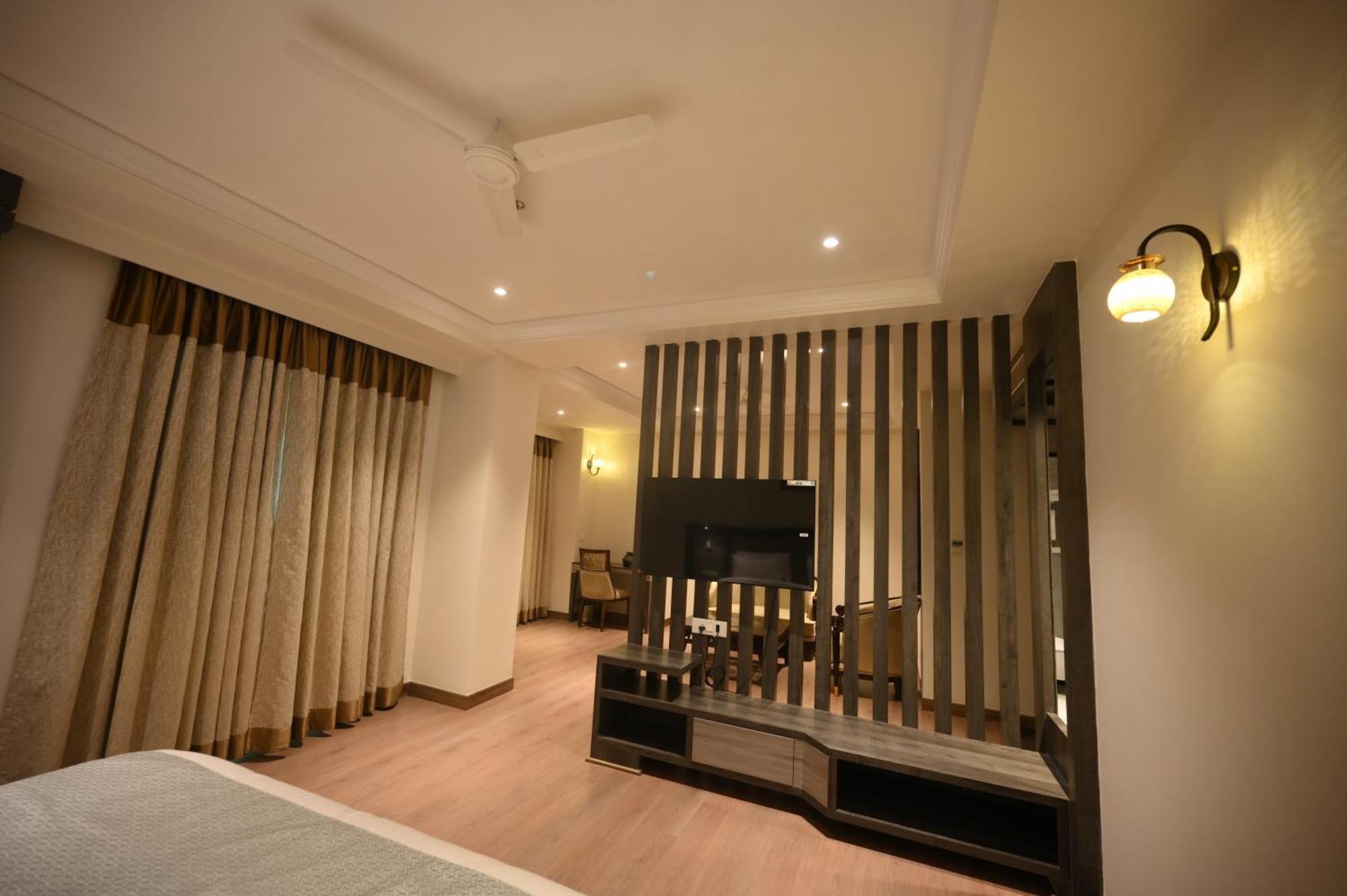 The Mudra Hotel Varanasi Eksteriør billede